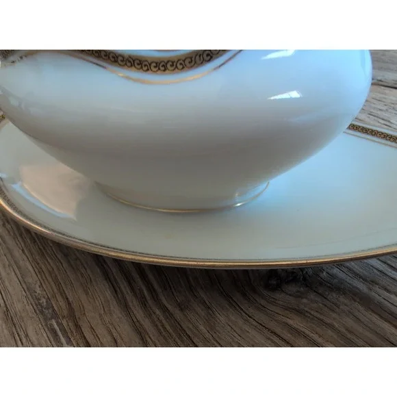 LIMOGES, FRANCE gold encrusted M. REDON 10" Gravy Boat Attached Under Plate - Picture 9 of 16